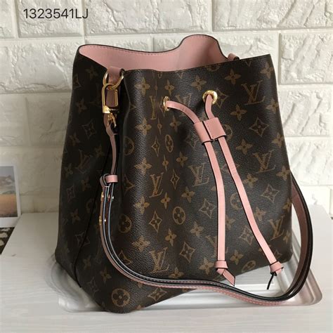 lv noe bag size|lv neonoe bucket bag.